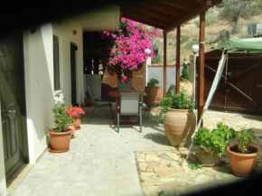Artemis Appartments